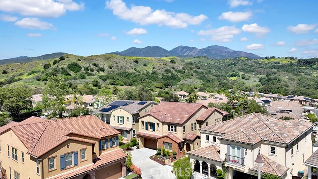 15 Cielo Azul, Mission Viejo CA: https://media.crmls.org/medias/8f7f5b66-aa63-40a1-8c40-1117e23faed7.jpg