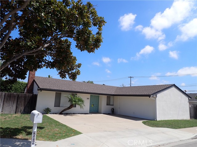 286 Cecil Pl, Costa Mesa, CA 92627