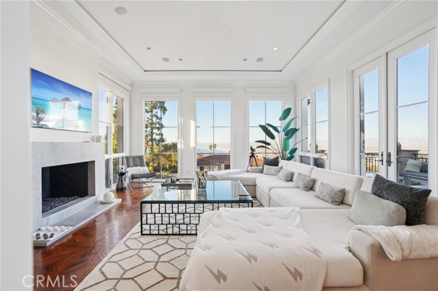 Detail Gallery Image 12 of 75 For 2232 via La Brea, Palos Verdes Estates,  CA 90274 - 5 Beds | 5/2 Baths