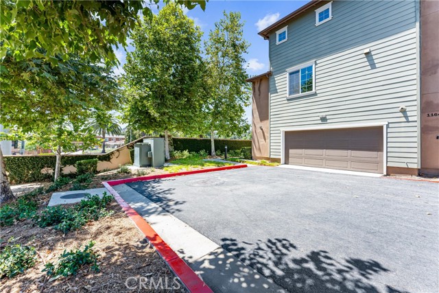 Detail Gallery Image 3 of 34 For 1166 Newberry Ln #1,  Claremont,  CA 91711 - 2 Beds | 2/1 Baths
