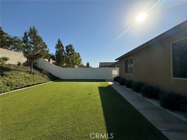 Detail Gallery Image 42 of 46 For 14312 Barbon Beck Ave, Bakersfield,  CA 93311 - 3 Beds | 2 Baths