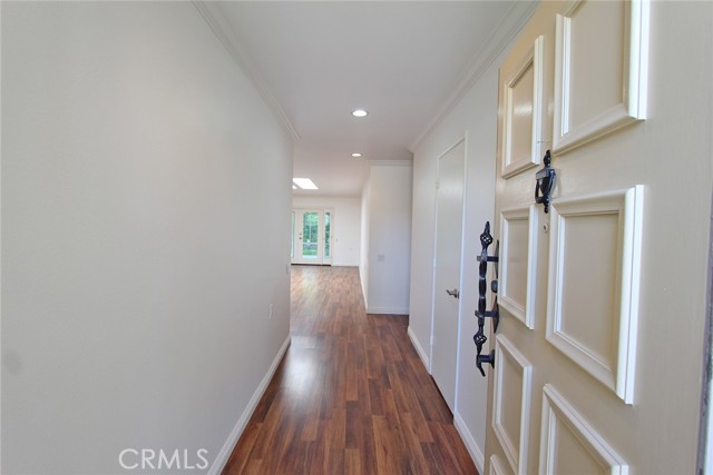 5385 Paseo Del Lago W, Laguna Woods CA: https://media.crmls.org/medias/8f826685-794f-45a4-bb76-a09677ec2efb.jpg