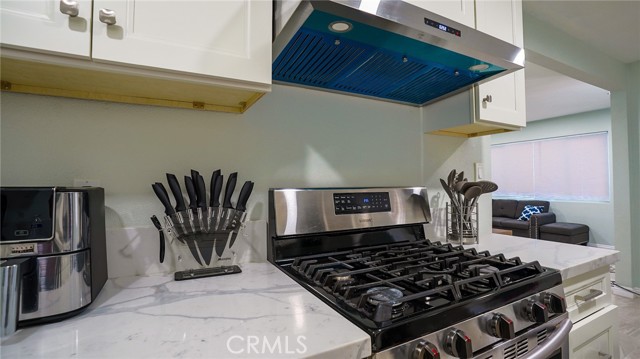 Detail Gallery Image 5 of 12 For 12732 Woodbury, Garden Grove,  CA 92843 - 3 Beds | 2 Baths