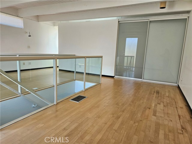 Detail Gallery Image 16 of 40 For 12217 Dorothy St, Los Angeles,  CA 90049 - 4 Beds | 2 Baths