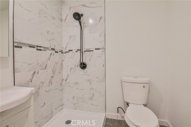 1962 E 114th Street, Los Angeles CA: https://media.crmls.org/medias/8f83417d-b3f5-441d-9628-c11acfcbce1e.jpg