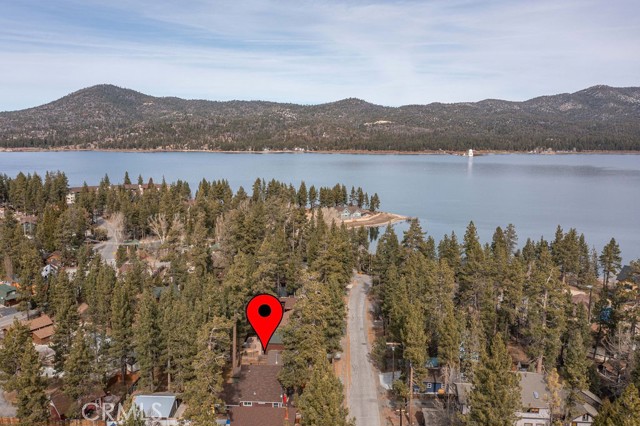 Detail Gallery Image 12 of 50 For 332 Vista, Big Bear Lake,  CA 92315 - 3 Beds | 2 Baths