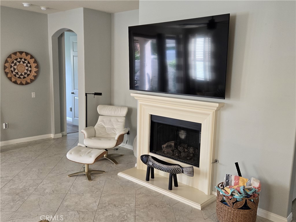 MLS #SB25263150 image #8