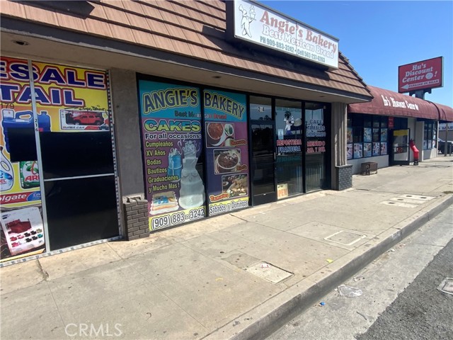 214 W Highland Avenue, San Bernardino, California 92405, ,Commercial Sale,For Sale,214 W Highland Avenue,CRIV24032678