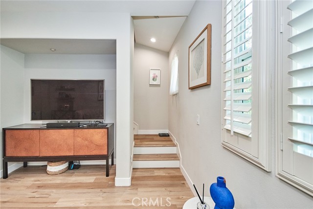 Detail Gallery Image 18 of 32 For 89 Liberty St, Tustin,  CA 92782 - 3 Beds | 3/1 Baths