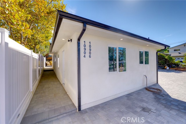 10904 Tujunga Canyon photo 15