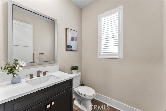 Detail Gallery Image 6 of 51 For 114 Crossover, Irvine,  CA 92618 - 5 Beds | 5/2 Baths