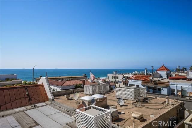 3605 Crest Drive, Manhattan Beach, California 90266, 2 Bedrooms Bedrooms, ,1 BathroomBathrooms,Residential,Sold,Crest,SB21199066