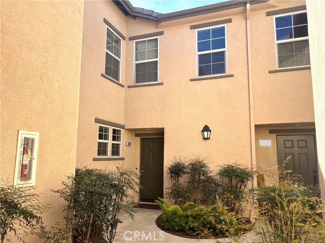 Front Image Thumbnail for CROC26059729