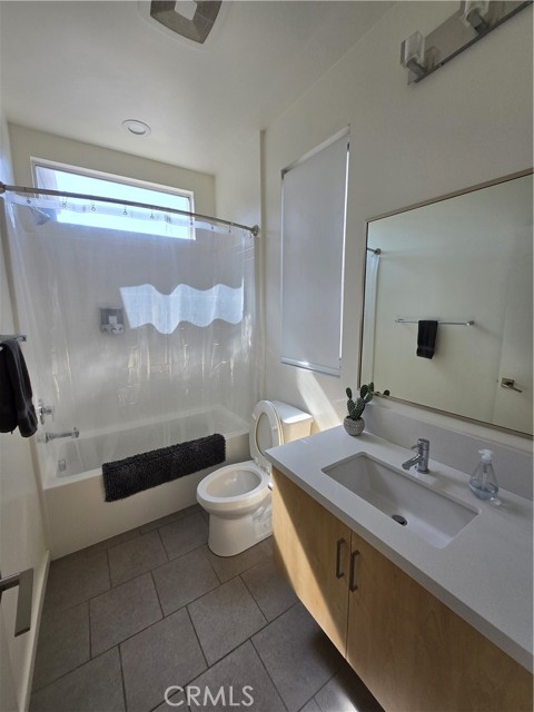 Detail Gallery Image 16 of 21 For 1963 Novus Pl, Costa Mesa,  CA 92627 - 3 Beds | 2/1 Baths