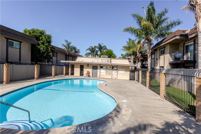 12835 10th Street, Chino CA: https://media.crmls.org/medias/8f8a73cc-8b6d-46e1-90f3-9eae09533415.jpg