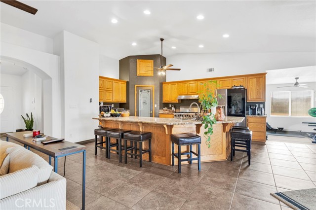 Detail Gallery Image 17 of 75 For 13724 Yuma Rd, Apple Valley,  CA 92307 - 5 Beds | 2/1 Baths