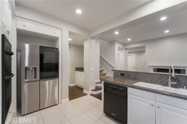 Detail Gallery Image 9 of 32 For 2546 Bungalow, Corona Del Mar,  CA 92625 - 3 Beds | 2/1 Baths