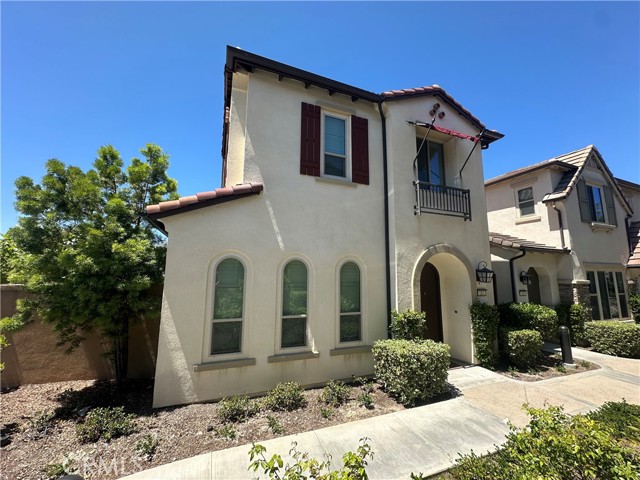 Detail Gallery Image 2 of 12 For 217 Primrose Dr, Lake Forest,  CA 92610 - 3 Beds | 2/1 Baths