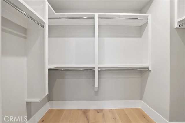 825 W Bay Avenue, Newport Beach CA: https://media.crmls.org/medias/8f8cbb57-6832-42c6-81a2-6c1ee79d0f2c.jpg
