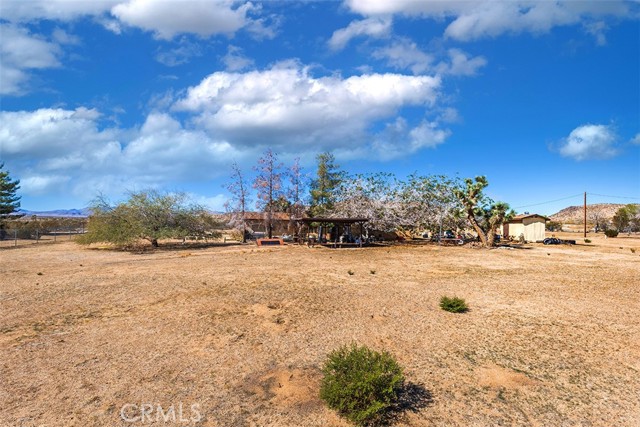 Detail Gallery Image 33 of 41 For 1495 Alta Ave, Yucca Valley,  CA 92284 - 2 Beds | 2 Baths