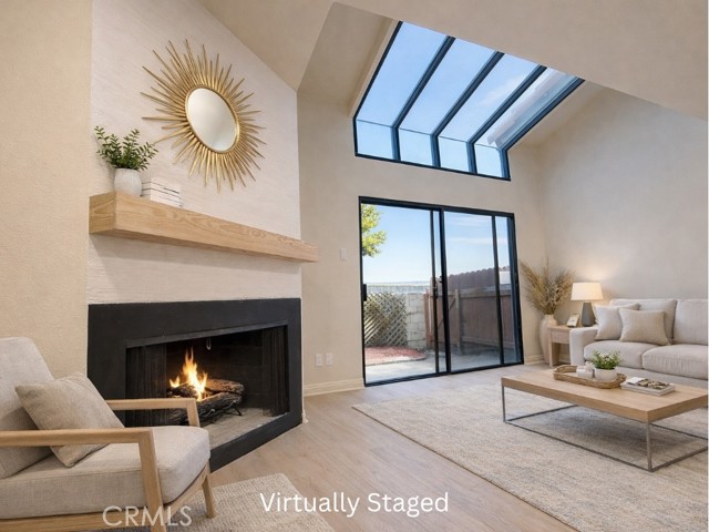 Front Image Thumbnail for CRPW26069762