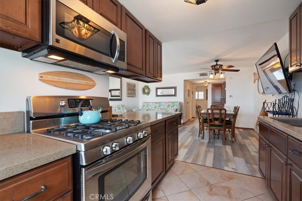 1202 Pacific Street - photo 9