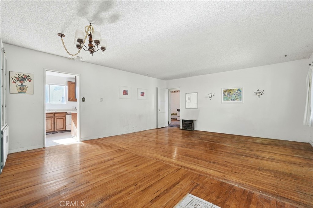 MLS #SR25273536 image #2