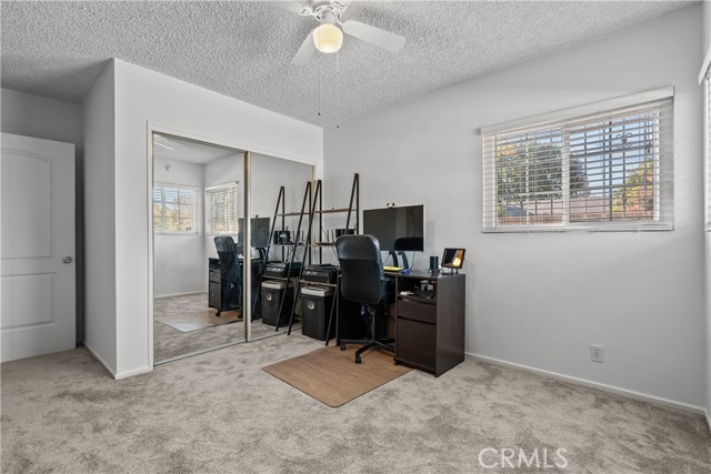 10625 Valjean Avenue, Granada Hills CA: https://media.crmls.org/medias/8f91a796-a297-46cc-8ea7-24a30187596a.jpg