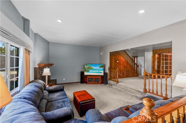 Image 7 of 33 For 6337 Droxford St