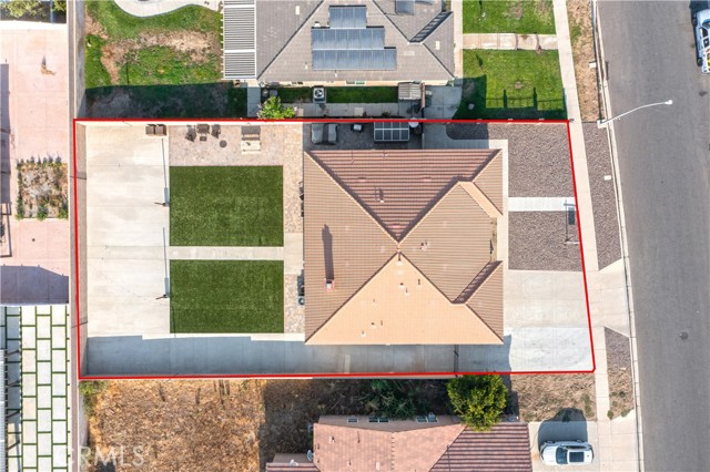 1586 W Mcwethy Street, Rialto CA: https://media.crmls.org/medias/8f92a7a5-6f0a-498a-9d62-01428b10aeb2.jpg