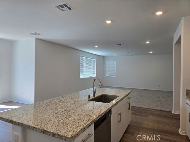 Detail Gallery Image 12 of 47 For 27047 Lost Palm St, Menifee,  CA 92585 - 4 Beds | 3/1 Baths