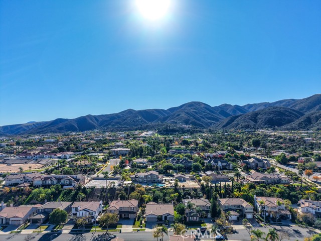 Detail Gallery Image 49 of 52 For 930 Mccall, Corona,  CA 92881 - 4 Beds | 2 Baths