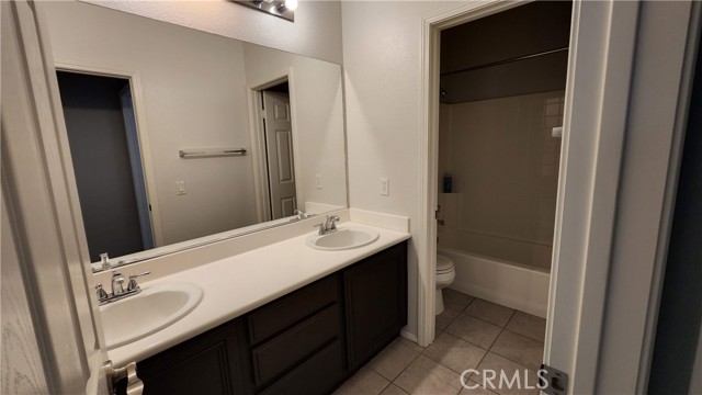 26246 Reade Place, Stevenson Ranch CA: https://media.crmls.org/medias/8f93936c-615a-4260-8840-cfd9336c9a27.jpg