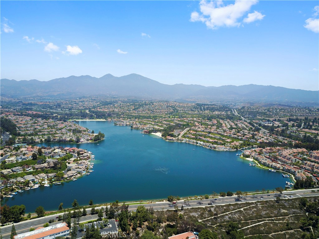 MLS #OC25243324 image #50