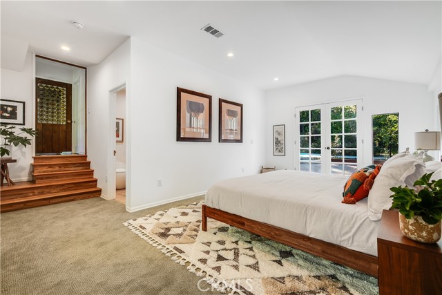 4295 Canoga Avenue, Woodland Hills CA: https://media.crmls.org/medias/8f9454f4-c6d5-4f66-843e-6907facee970.jpg