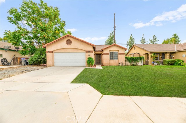 Detail Gallery Image 4 of 34 For 2158 Gaillac Ln, San Jacinto,  CA 92583 - 3 Beds | 2 Baths