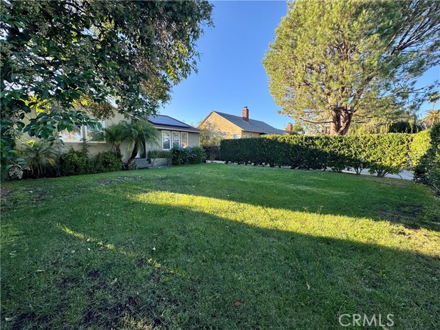 Detail Gallery Image 20 of 29 For 5821 Columbus Ave, Van Nuys,  CA 91411 - 4 Beds | 2 Baths