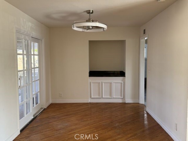 Detail Gallery Image 6 of 10 For 5501 Stardust, Huntington Beach,  CA 92647 - 3 Beds | 2 Baths