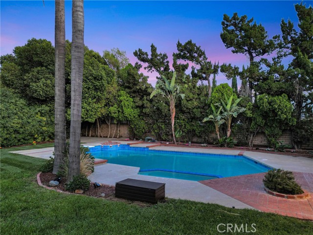 10938 Remmet Avenue, Chatsworth CA: https://media.crmls.org/medias/8f974134-e298-4263-8fc1-6c10d68e72e8.jpg