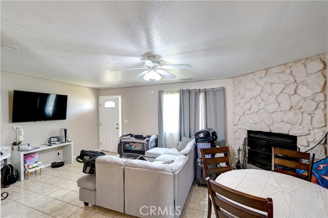 Detail Gallery Image 5 of 14 For 23617 Norma Dr, Menifee,  CA 92587 - 2 Beds | 1 Baths