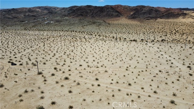 Detail Gallery Image 7 of 28 For 68750 Amboy Rd, Twentynine Palms,  CA 92277 - – Beds | – Baths