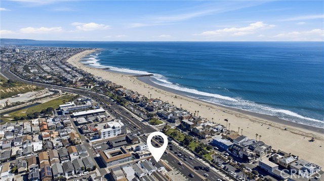 Detail Gallery Image 45 of 49 For 203 Cedar St a & B,  Newport Beach,  CA 92663 - 4 Beds | 3 Baths