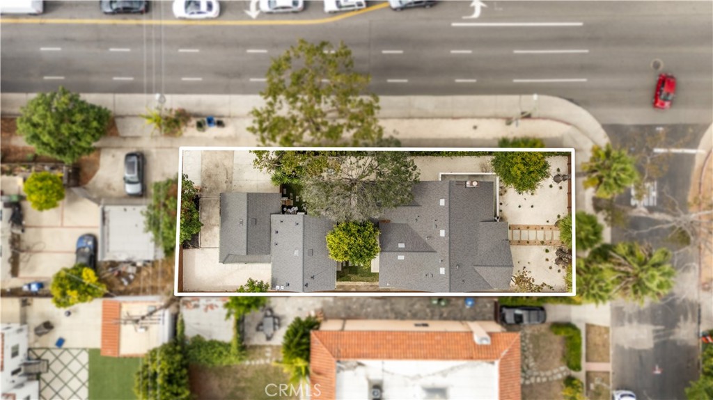https://media.crmls.org/medias/8f9b5d5f-fbb9-4081-8e42-d4dbced3b77f.jpg?preset=X-Large