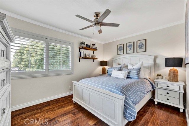 Image 48 of 60 For 20012 Mural Circle