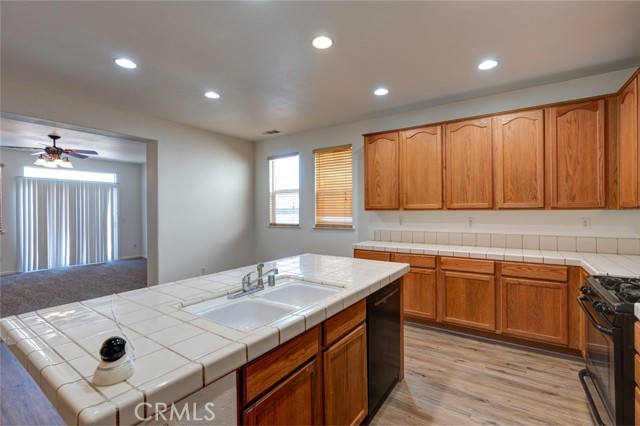 Detail Gallery Image 9 of 37 For 3855 Colma Ave, Merced,  CA 95348 - 4 Beds | 2 Baths