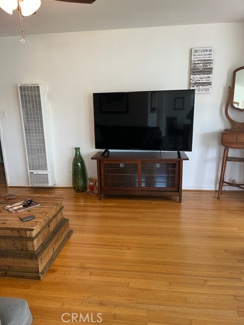 Image 6 of 32 For 5033 Carmen Street