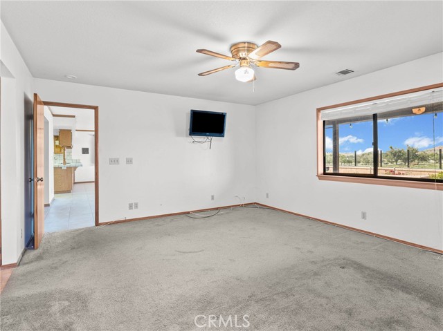Detail Gallery Image 23 of 45 For 14053 Driftwood Dr, Victorville,  CA 92395 - 3 Beds | 2/1 Baths