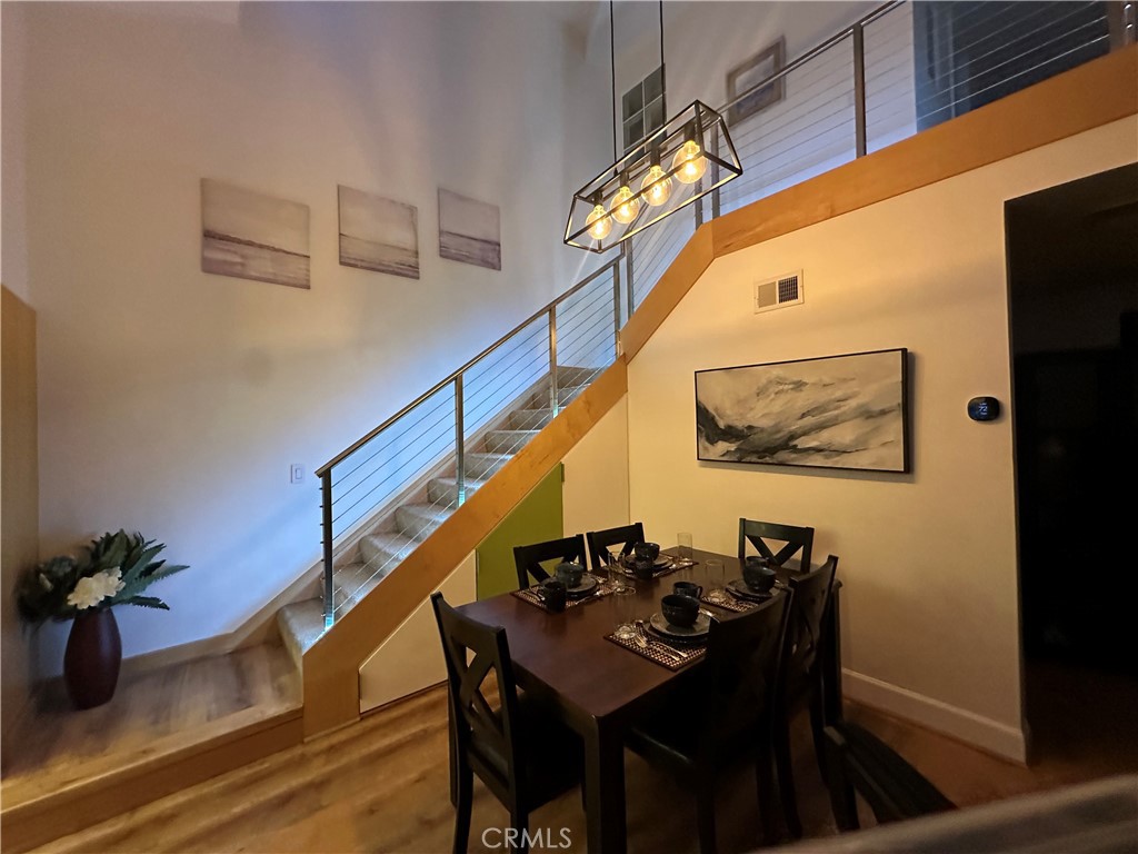 2217 Vanderbilt Lane #8