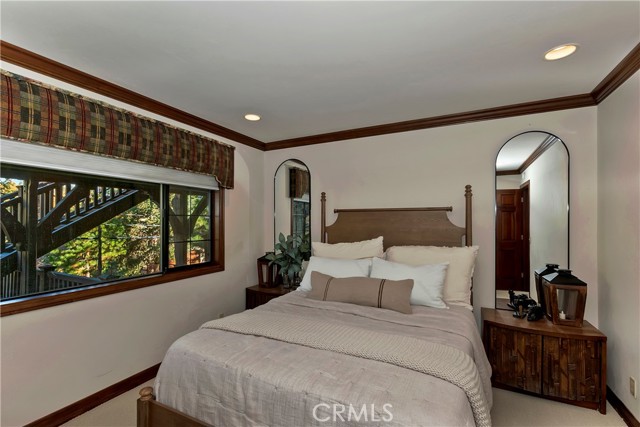 Detail Gallery Image 32 of 36 For 27538 W Shore Rd, Lake Arrowhead,  CA 92352 - 5 Beds | 2 Baths