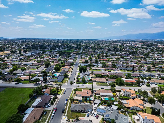 931 N Eucalyptus Avenue, Rialto CA: https://media.crmls.org/medias/8f9ee8ee-8740-4e21-bb08-f582471ecab8.jpg